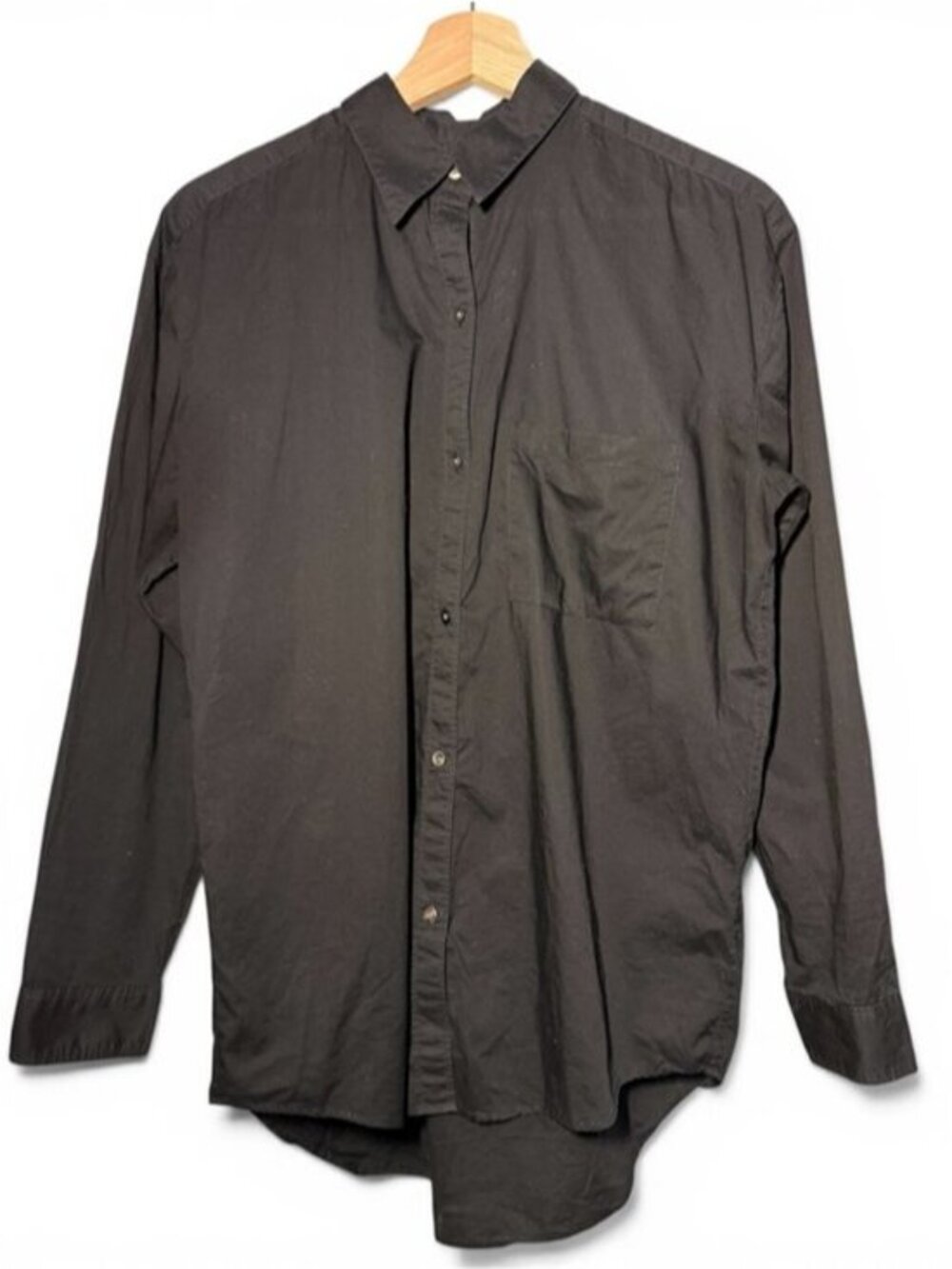 Aritzia Black Cotton Long-Sleeve Button-Down Shirt